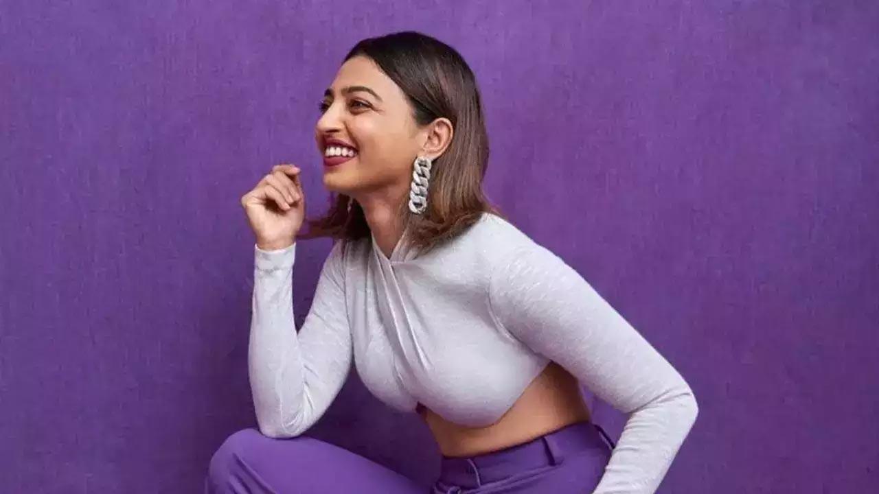 Radhika Apte shocking revelations on stripping, b00bs job