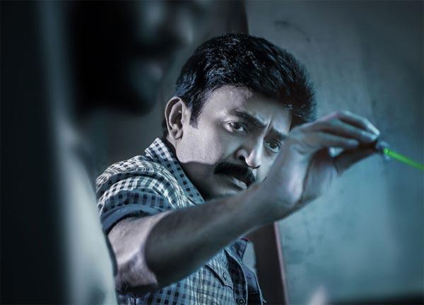 Rajasekhar Dominates Nagarjuna, Ram!