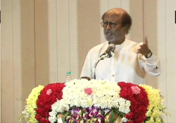 Rajinikanth Prefers To Be A Kingmaker!