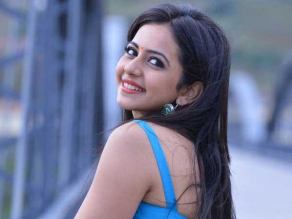 Rakul Stunned Everyone with Remuneration