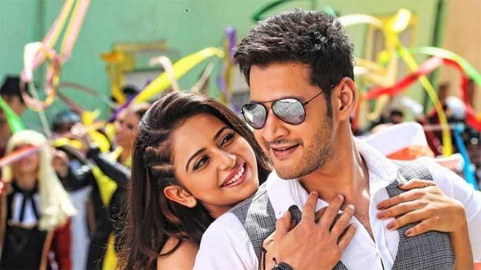 Mahesh Keeps His Promise, Rakul Lucky!