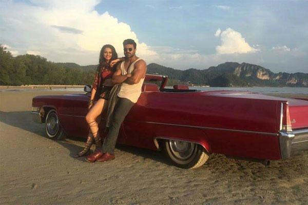 Charan &amp; Rakul's Hot Poses