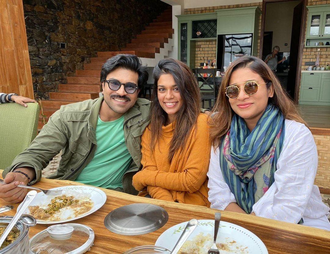 Ram Charan enjoys vacation