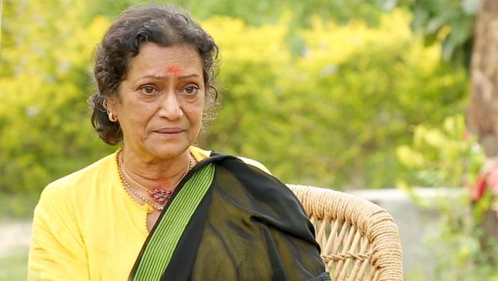She Unveils Savitri's Obstinate Behavior