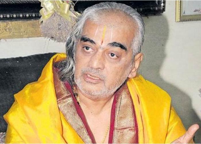 Shock! Ramana Dikshitulu Suspects NTR &amp; CBN on TTD Properties?