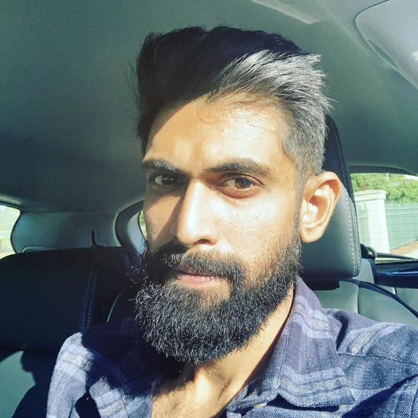 Hot Hunk To Stay Back In Mumbai
