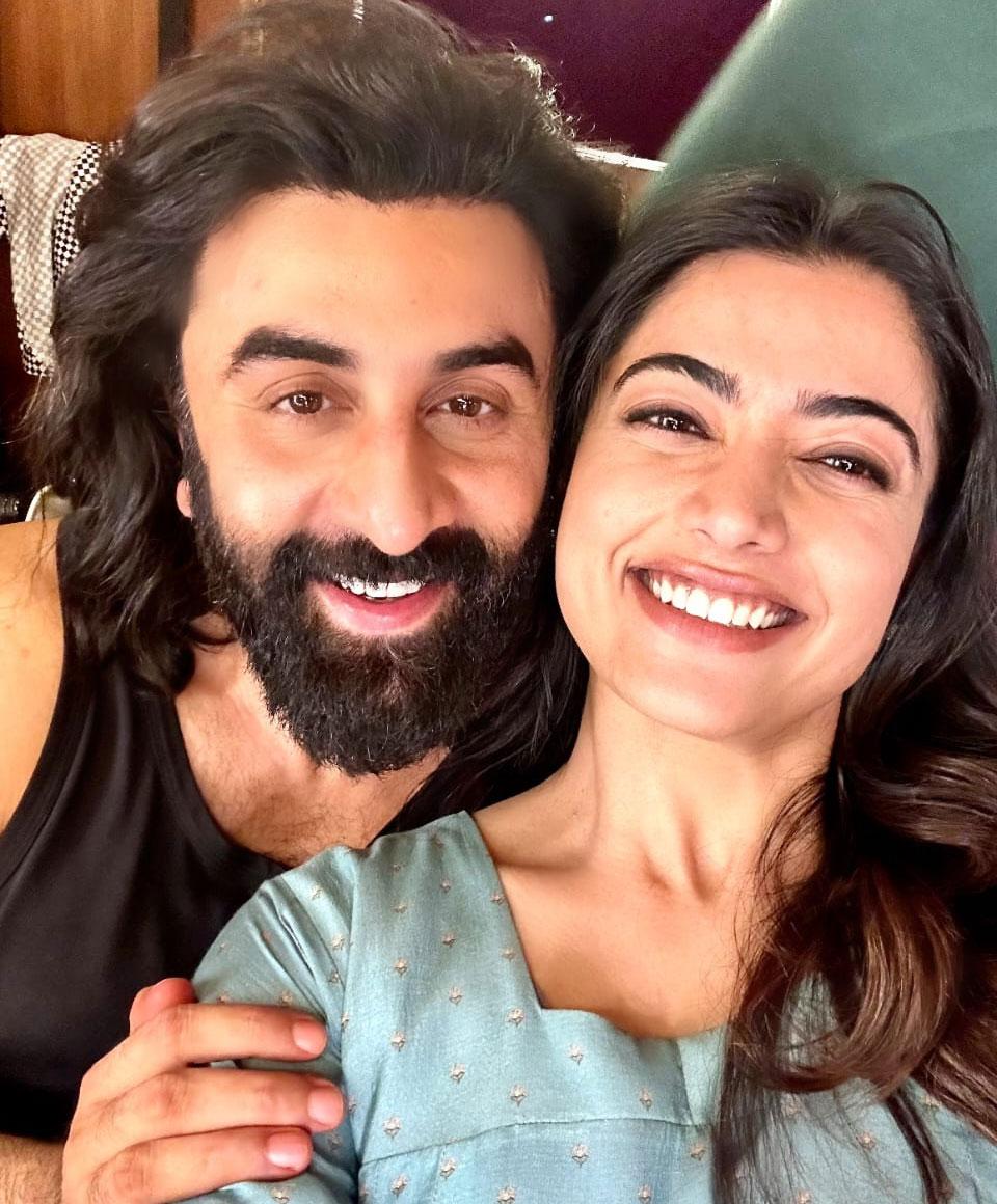 Rashmika Praises Ranbir Shares Pics From The Sets Of Animal