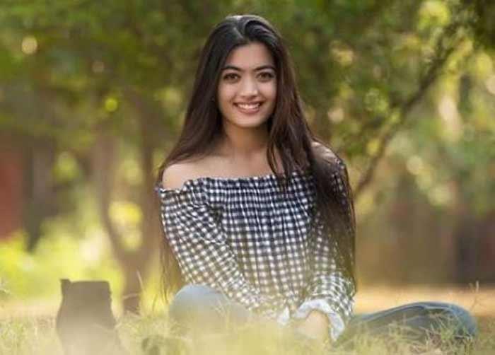 Rashmika Opts Negative Strategy