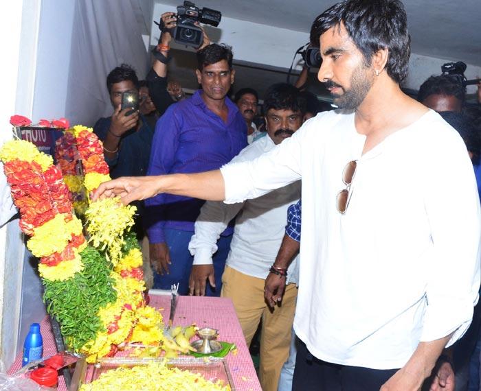 Raviteja, You Need A Show Off!