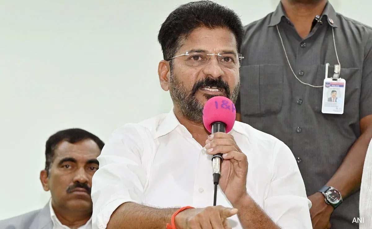 Seniors complain against Revanth Reddy