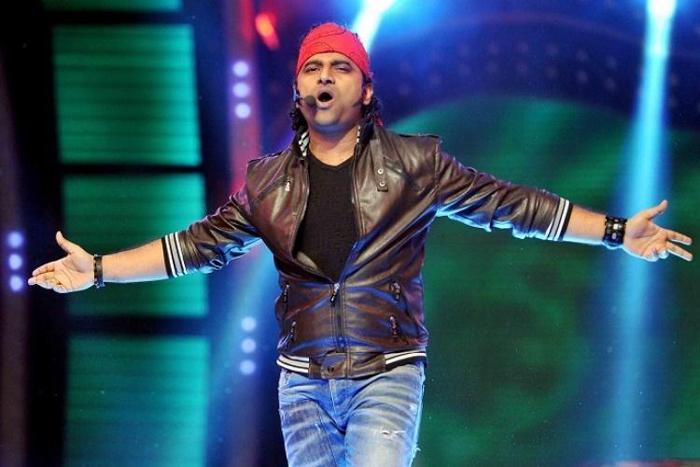 DSP Song Rocks In Australian Club
