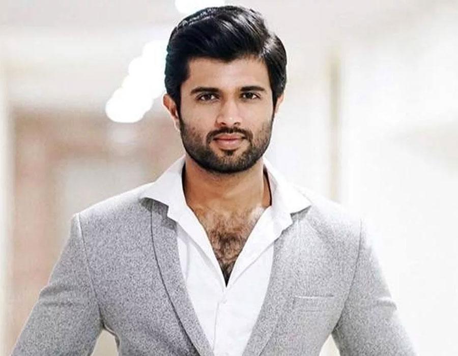 Vijay Deverakonda Starts His Broadcast Channel on Instagram