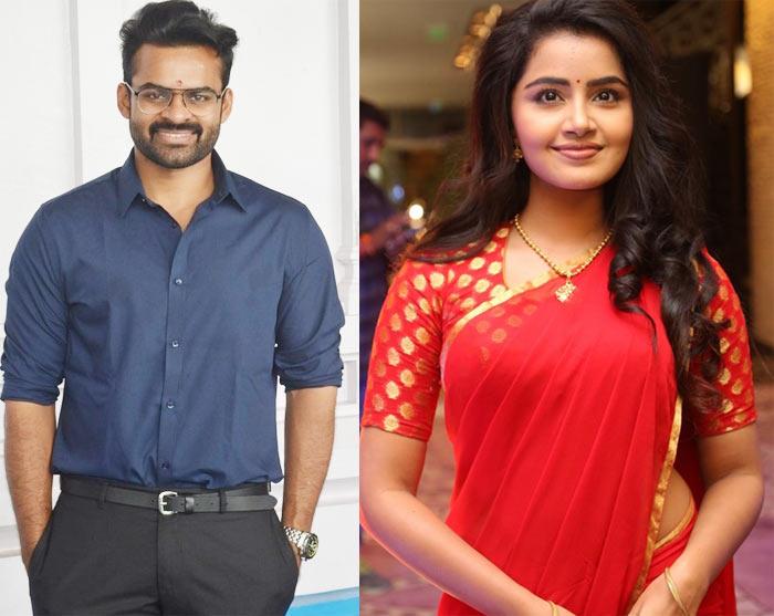 Sai Dharam Hands On Mallu Babe