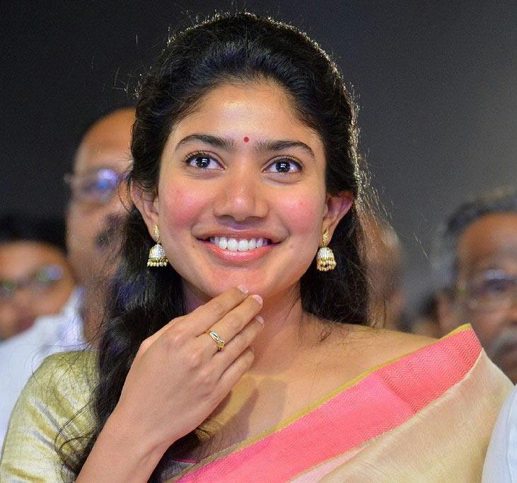 Sai Pallavi  shockers on dance shows