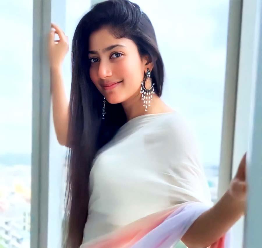 Sai Pallavi wandering for hospital