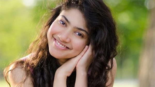 Mahesh Fans Trolling Hurt Sai Pallavi