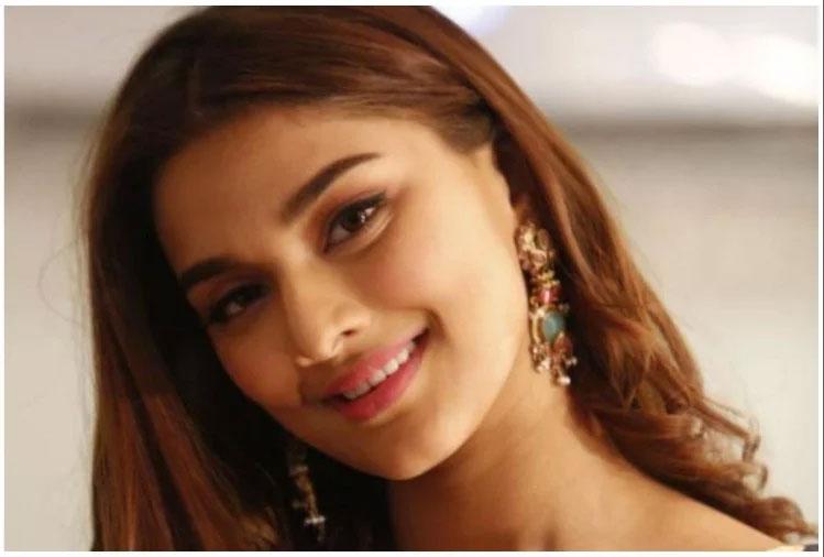 Bollywood Beauty for Varun Tej