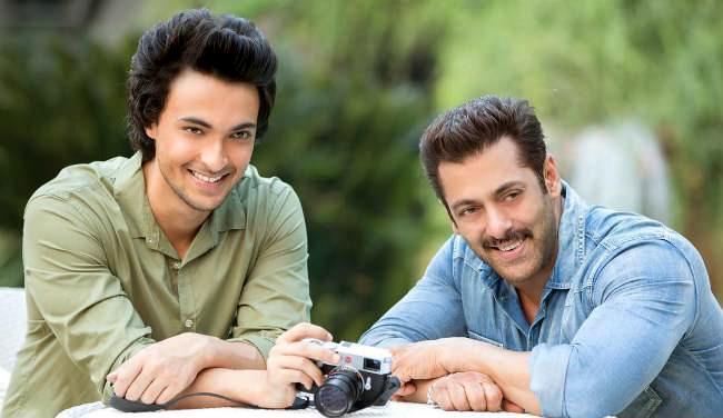 Hindu Outfits Object Superstar's Film