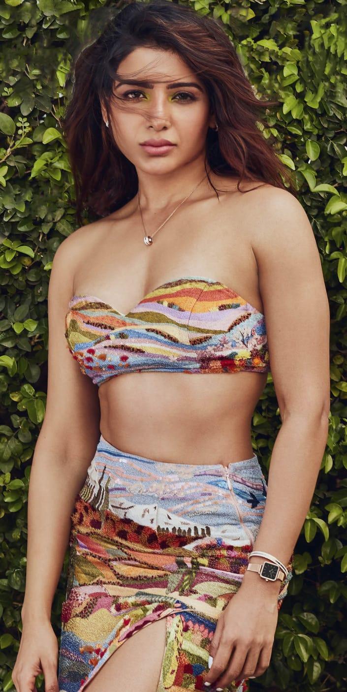 Samantha fires glamor bullets in bikini