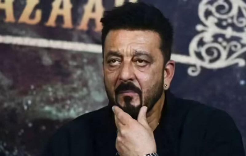 Sanjay Dutt heads to US for health checkup