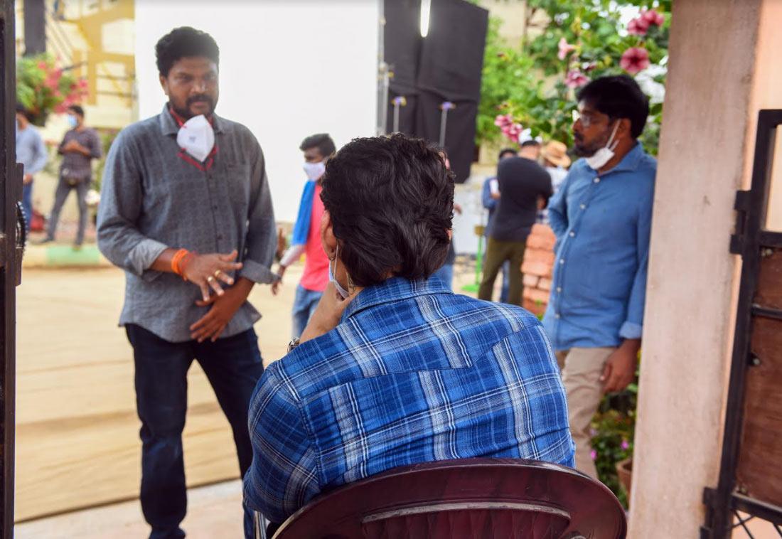 What is Sarkaru Vaari Paata's beach connection?