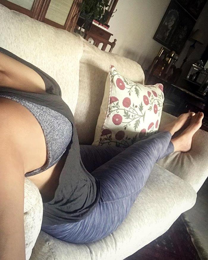 Flaunts Her Curly Tight Body!