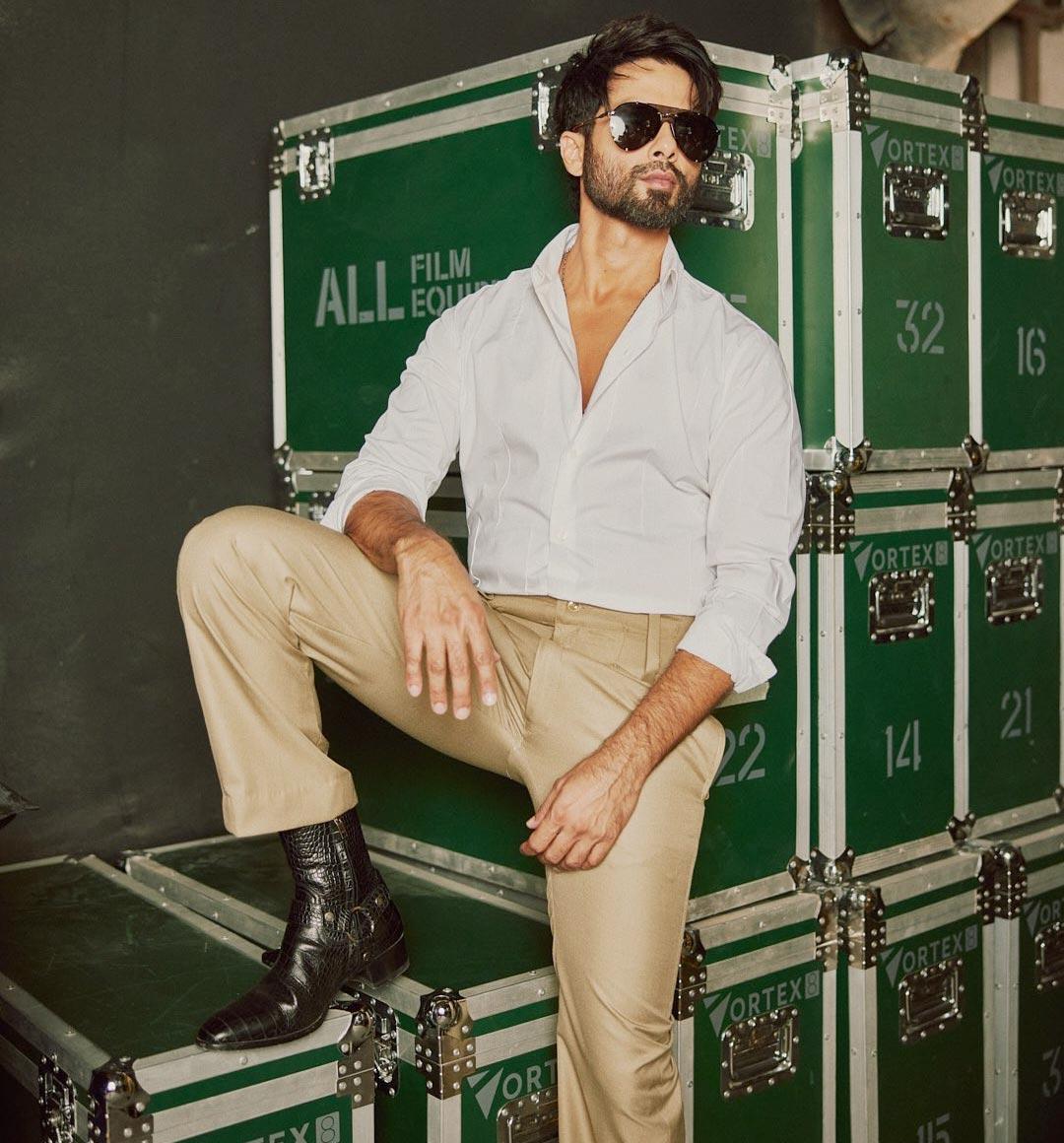 Shahid Kapoor for dual sensation