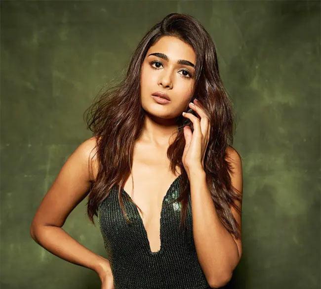 Shalini Pandey to readying for another sensation