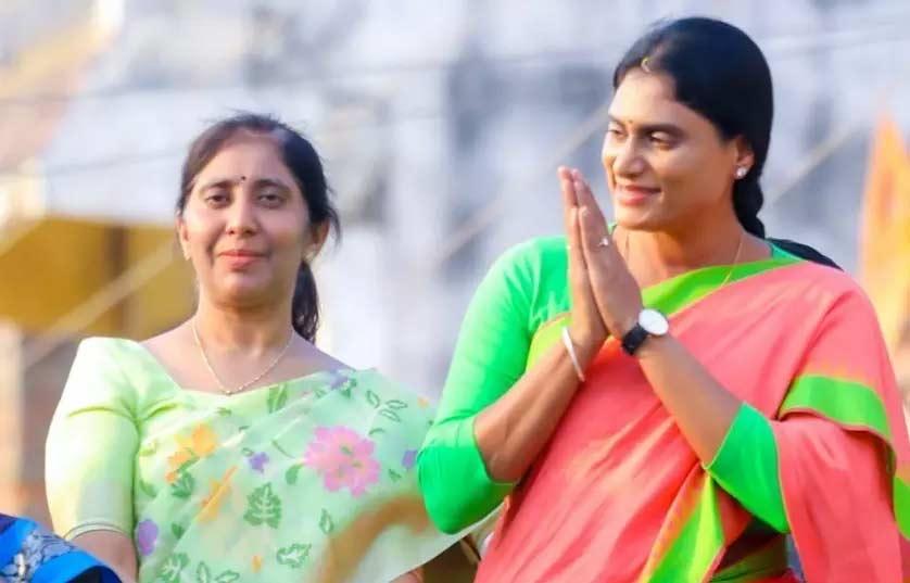 Court shocks Sharmila and Sunitha