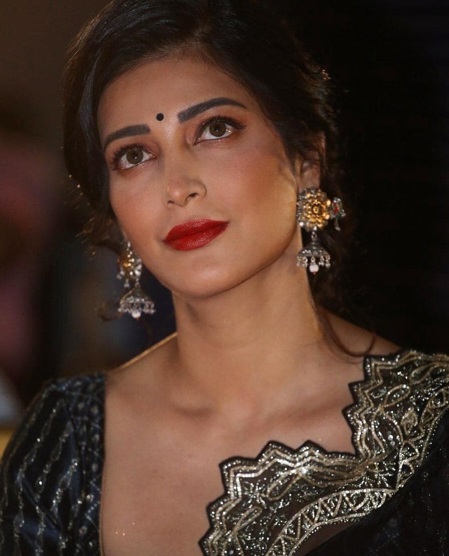 Shruti Haasan rubbishes ill health rumours