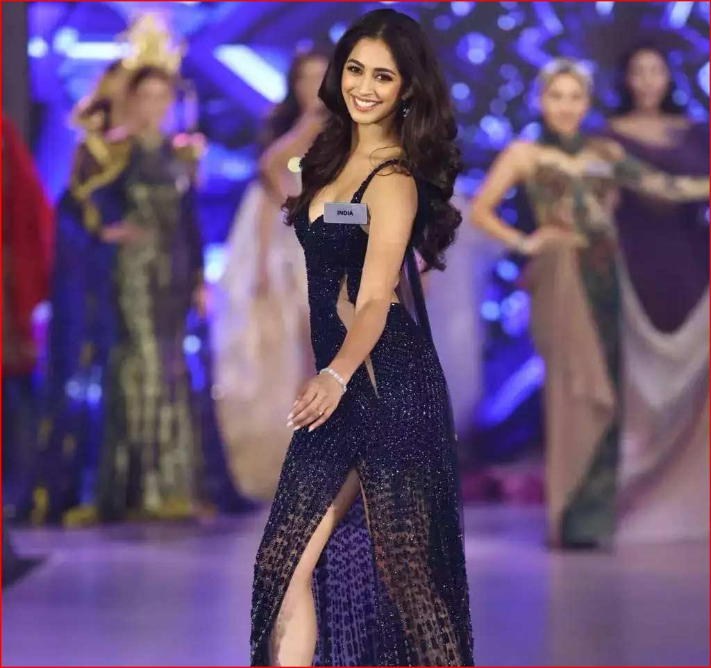 Sini Shetty wins Best Designer Dress from Asia and Oceania in 71st Miss World