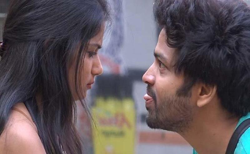 Whom Nagarjuna Will Warn Among The Three?