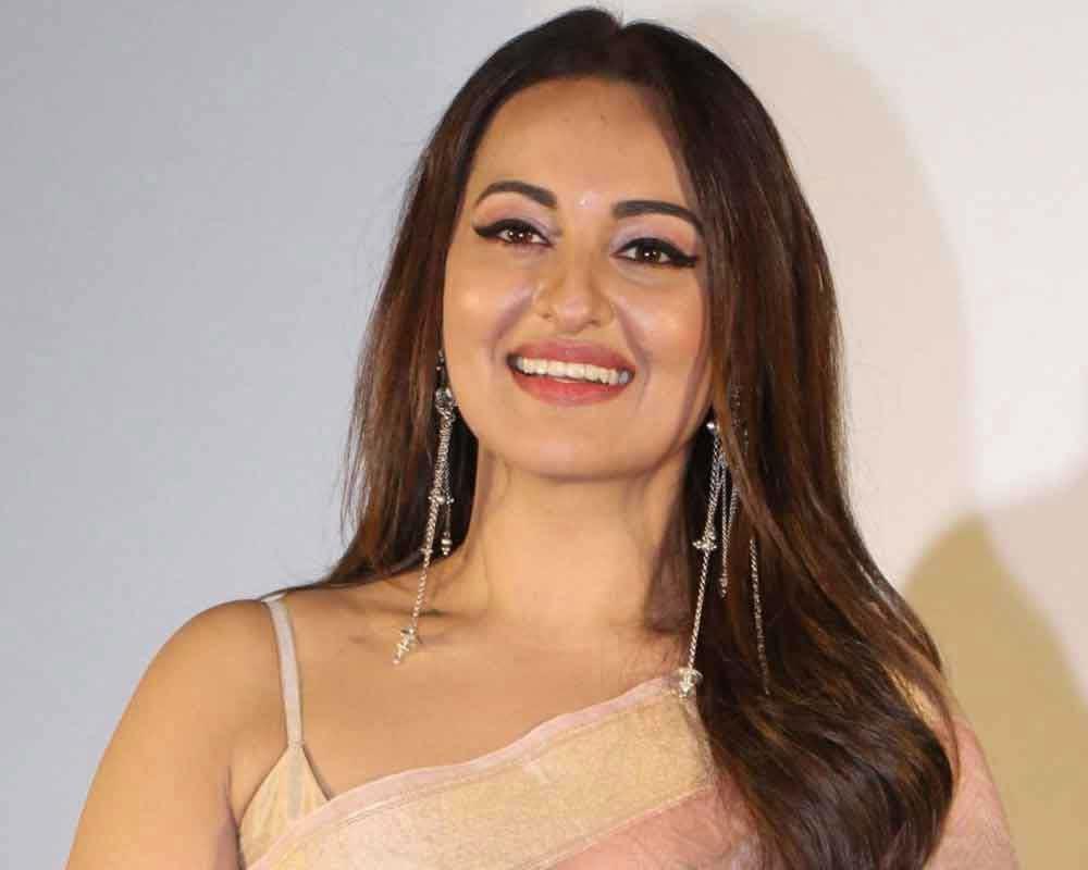 Will Sonakshi give a green signal to Nag?