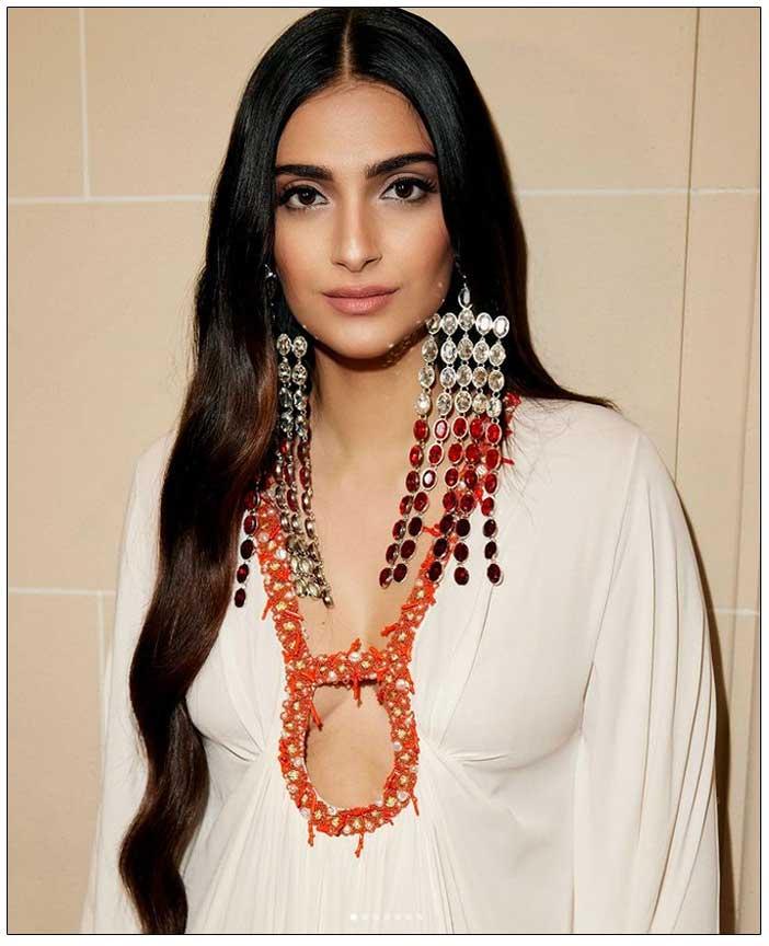 Sonam Kapoor turns voluptuous in a white gown