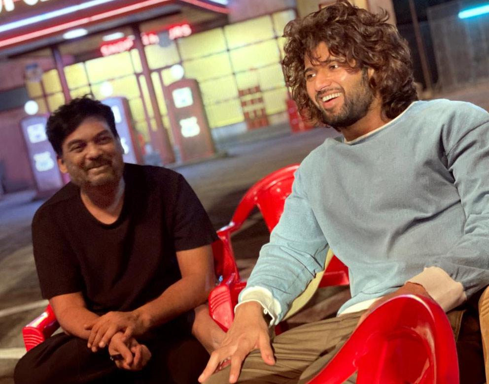Rowdy Star for a socio-fantasy stunner