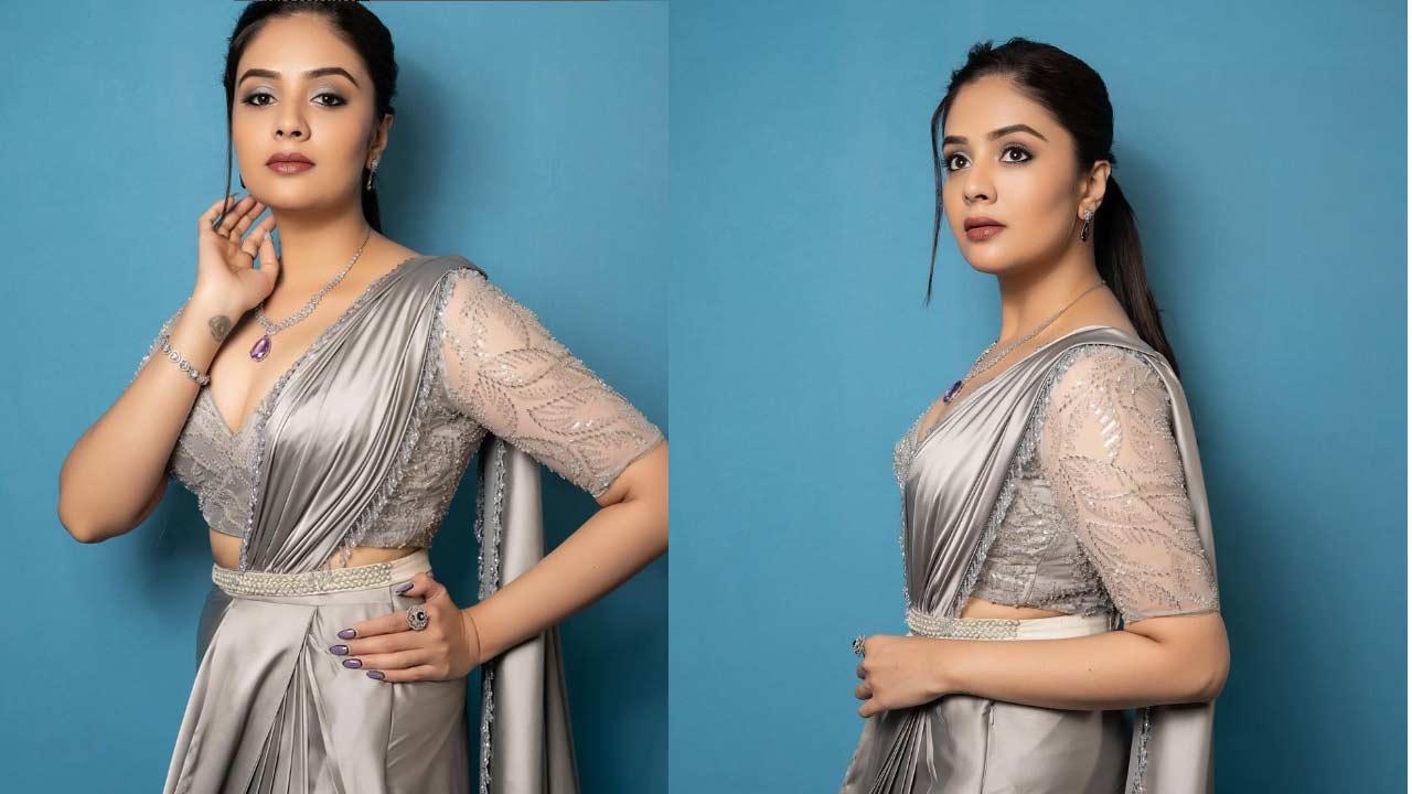 Sreemukhi spellbound in lehenga
