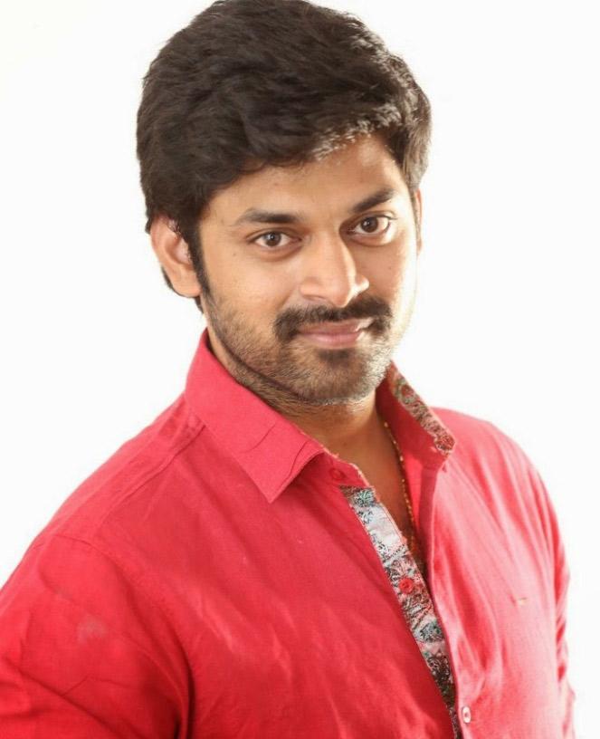 Showing Power As Political Rivals