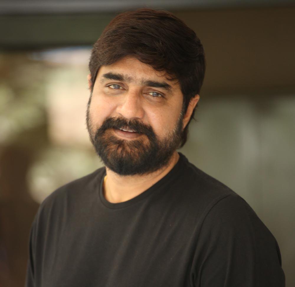 Srikanth to wreak havoc in Akhanda