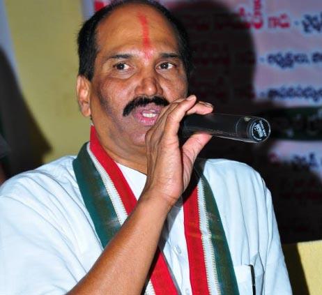 Survey on KCR's popularity is farce: Uttam