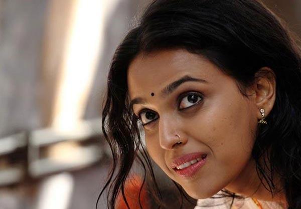 Director Forced Heroine For Sex!