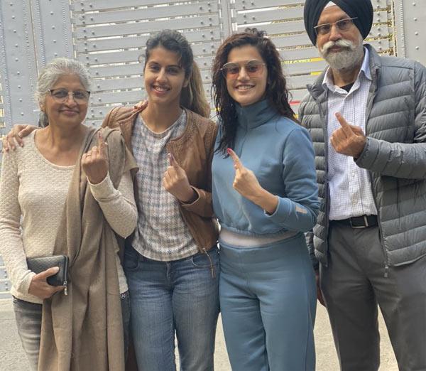 Curly Beauty Furious With Non Delhite Jibe