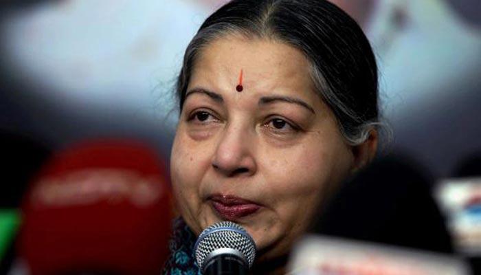 Jayalalitha On Ventilator!