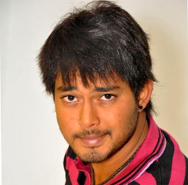Krishna Vamsi Changes His Villain Look!
