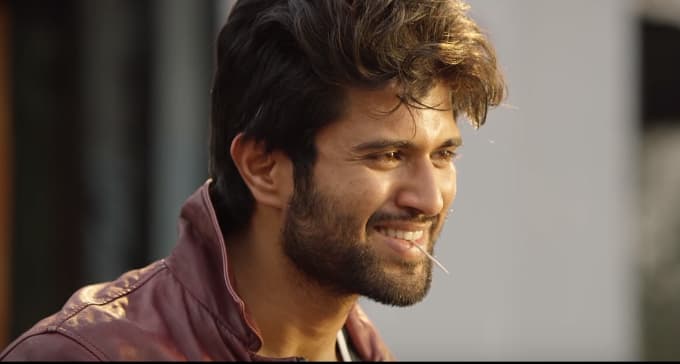 Flop Stars Helping Vijay Devarakonda
