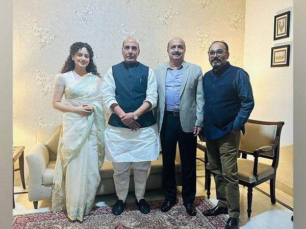 Tejas special evening for Defence Minister, IAF