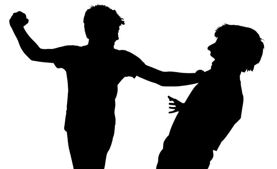 Top star gives a tight slap?