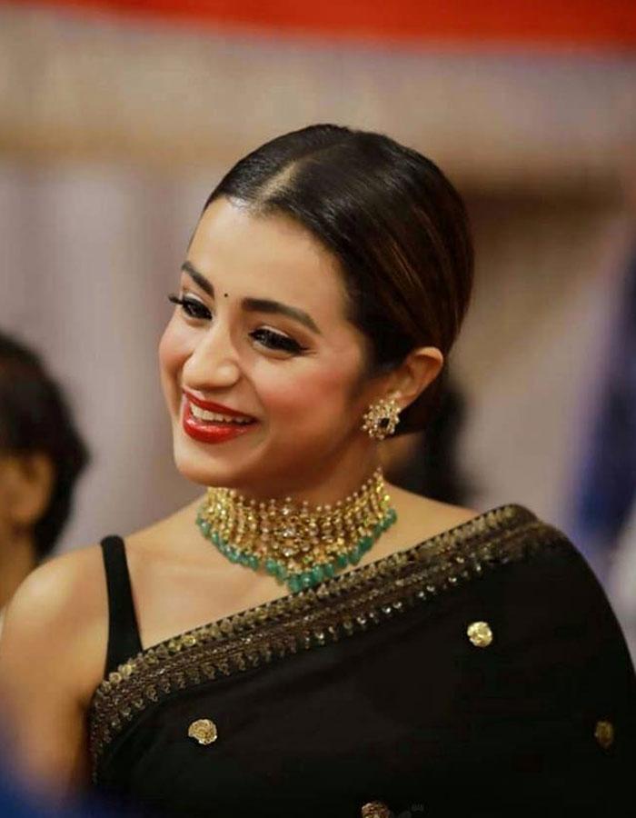 Trisha's Creative Tweet on Opting out Acharya