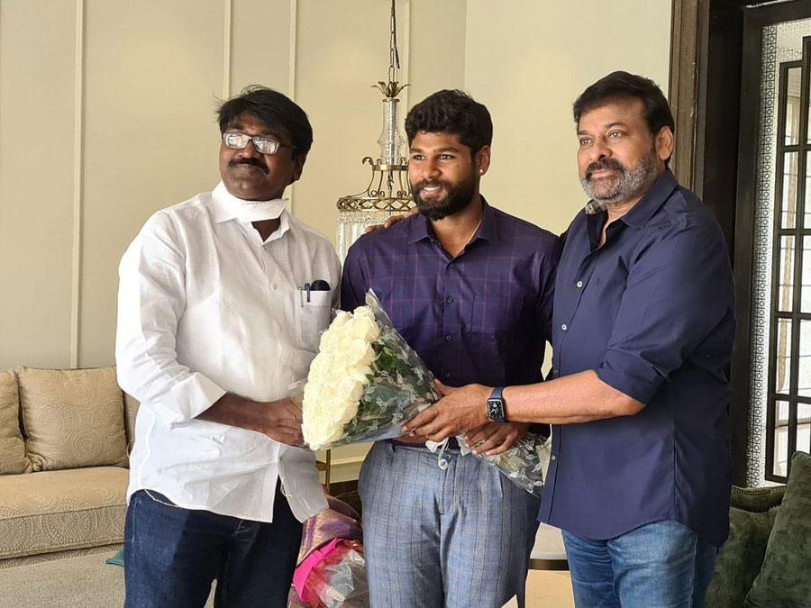 TRS Leader RevealsÂ Chiranjeevi's New Look
