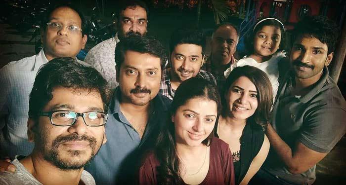 Pic Talk: Samantha With Ghost