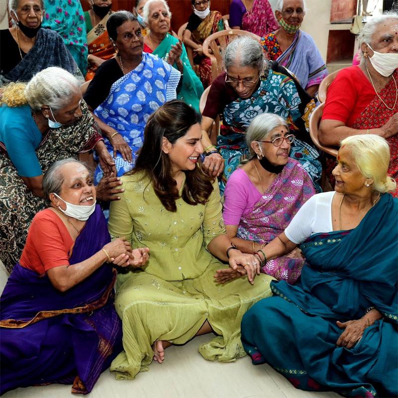 Upasana steals hearts with Billion Hearts Beating